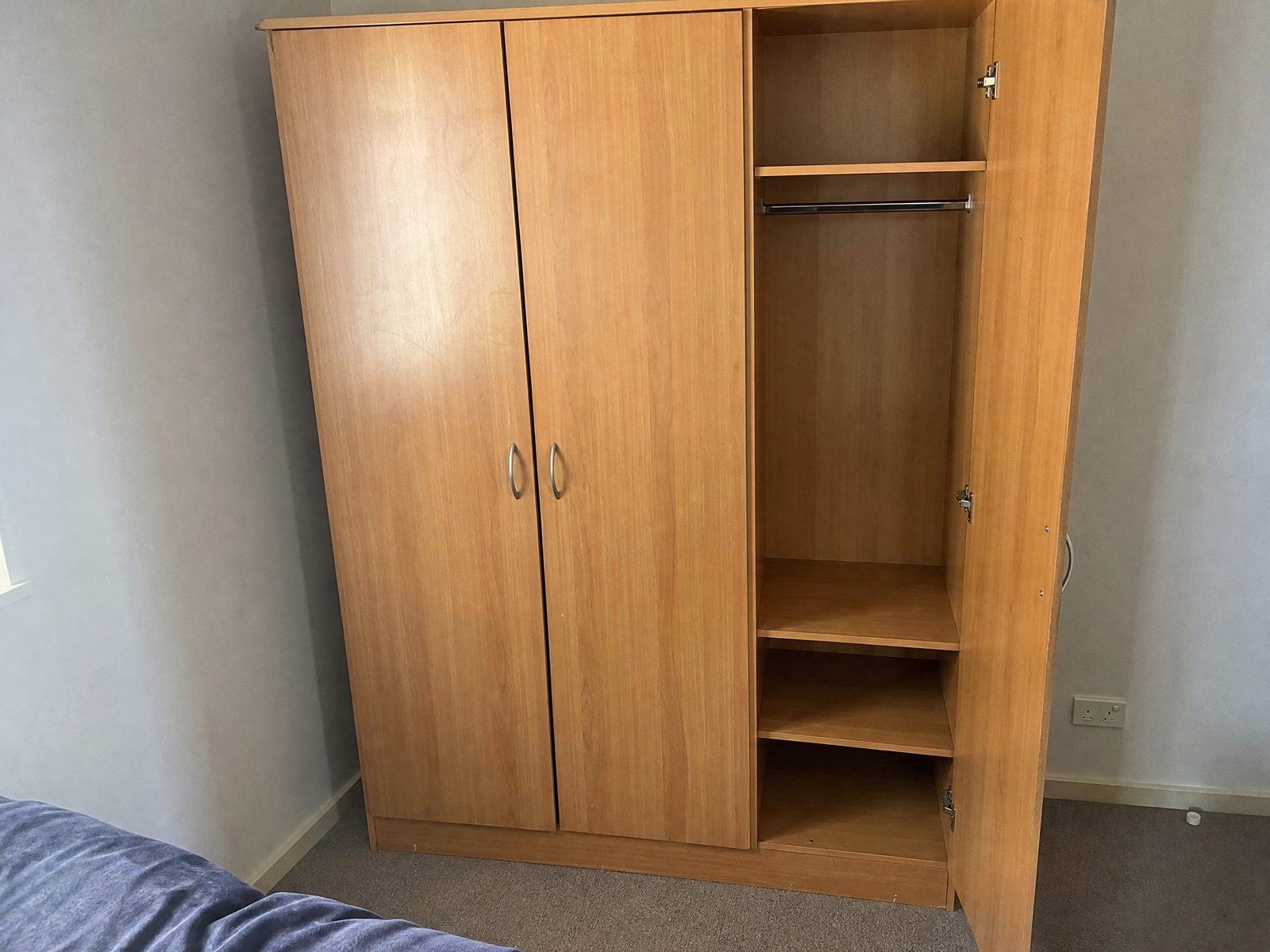 Wardrobe, 3 door