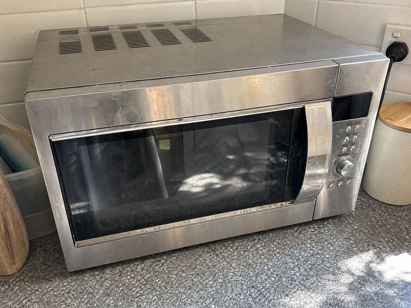 Microwave 30L stainless